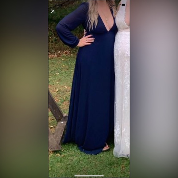 Dress - Picture 4 of 4